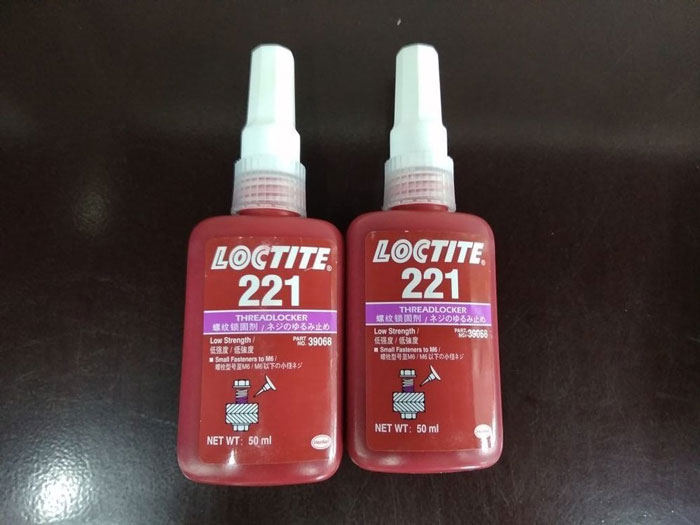 Loctite 221