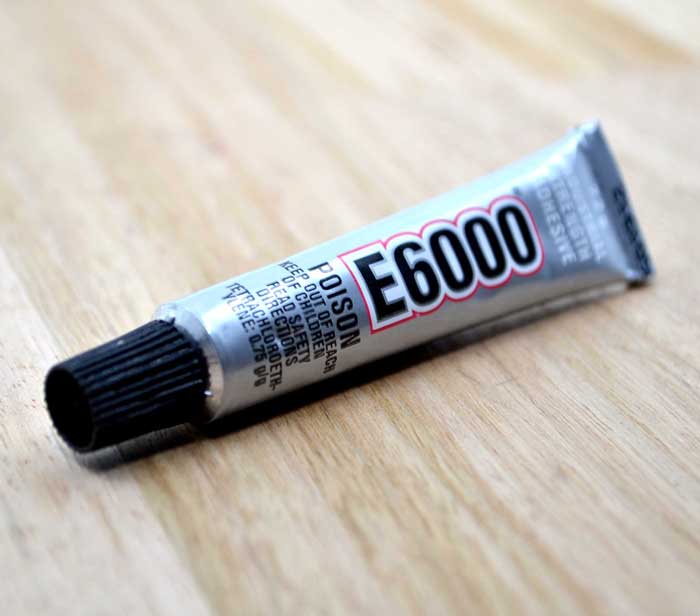 What is E6000